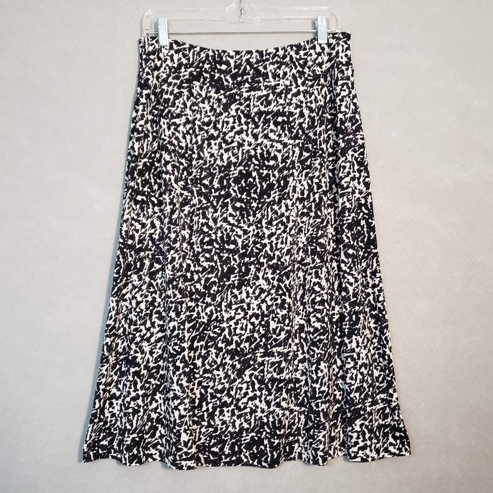 Jones Wear Medium A-Line Skirt Black White Abstract Animal Print Office Workwear - Picture 1 of 12
